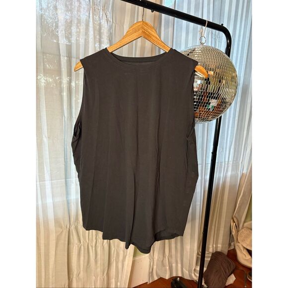Black Oversized Lululemon Tank - Picture 1 of 3